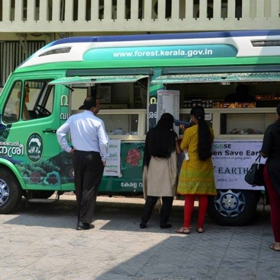 Green products display van at a GGSE event